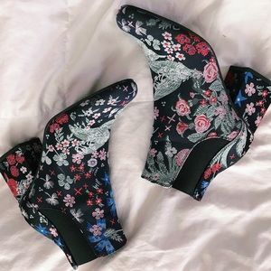 Patterned Boots